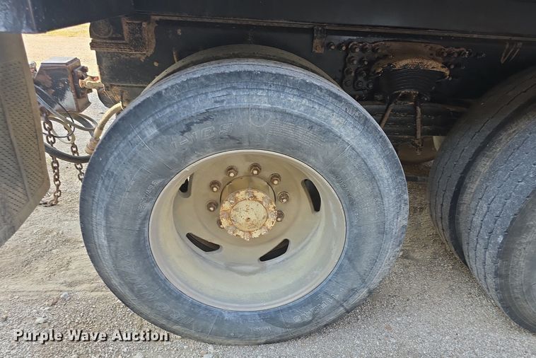 image for item DQ4620 2000 Sterling LT9500 dump truck