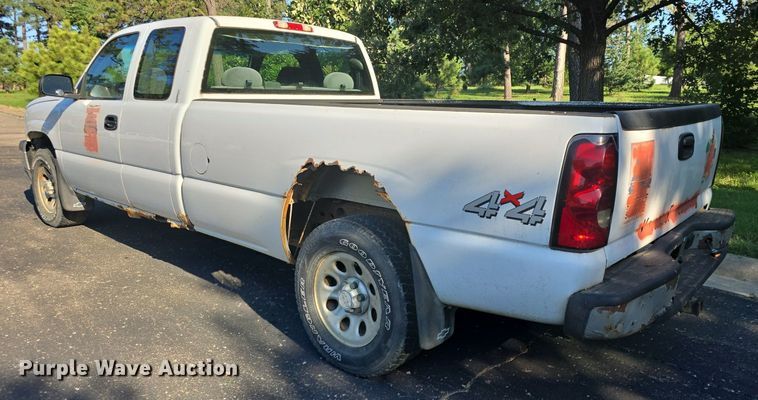 image for item DQ5155 2006 Chevrolet Silverado 1500 Ext. Cab pickup truck