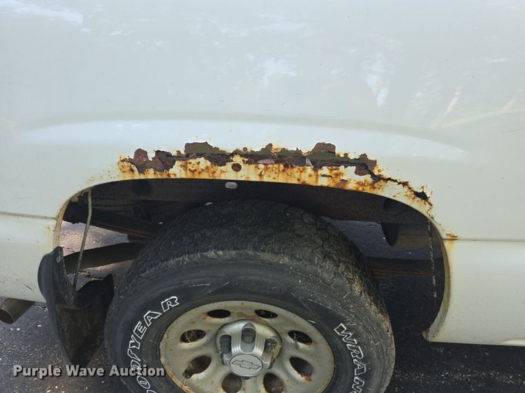 image for item DQ5155 2006 Chevrolet Silverado 1500 Ext. Cab pickup truck