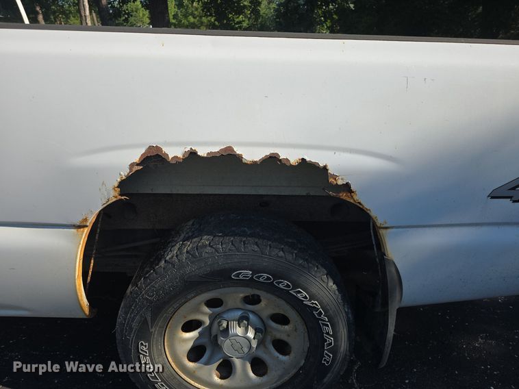 image for item DQ5155 2006 Chevrolet Silverado 1500 Ext. Cab pickup truck