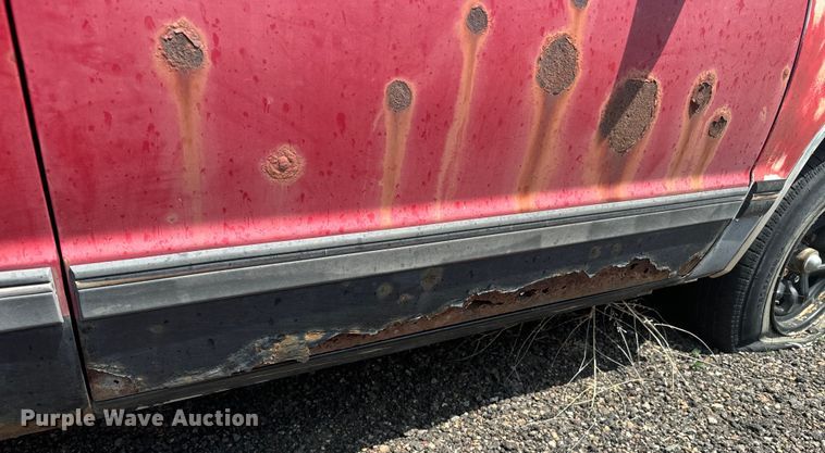 image for item DQ6952 1987 Chevrolet  S10 Ext. Cab pickup truck