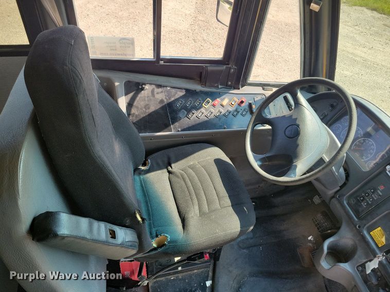 image for item DR4443 2008 Thomas Built Saf-T-Liner C2 school bus