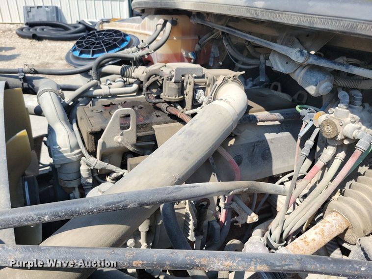 image for item DR4443 2008 Thomas Built Saf-T-Liner C2 school bus