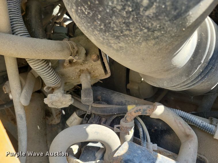 image for item DR4443 2008 Thomas Built Saf-T-Liner C2 school bus