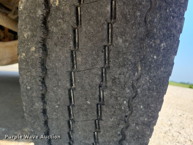 image for item DR4443 2008 Thomas Built Saf-T-Liner C2 school bus