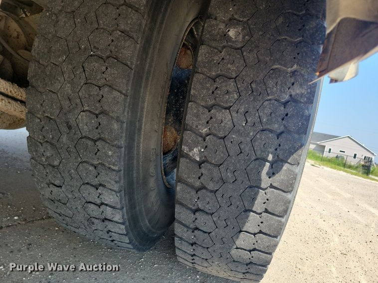 image for item DR4443 2008 Thomas Built Saf-T-Liner C2 school bus