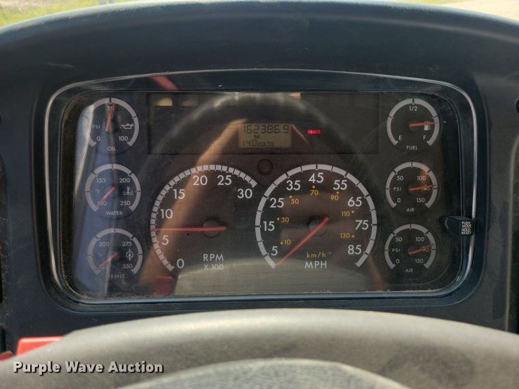 image for item DR4444 2008 Thomas Built Saf-T-Liner C2 school bus