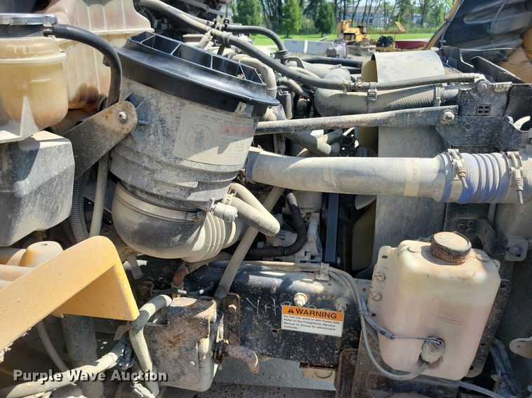 image for item DR4444 2008 Thomas Built Saf-T-Liner C2 school bus