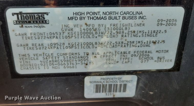 image for item DR4444 2008 Thomas Built Saf-T-Liner C2 school bus