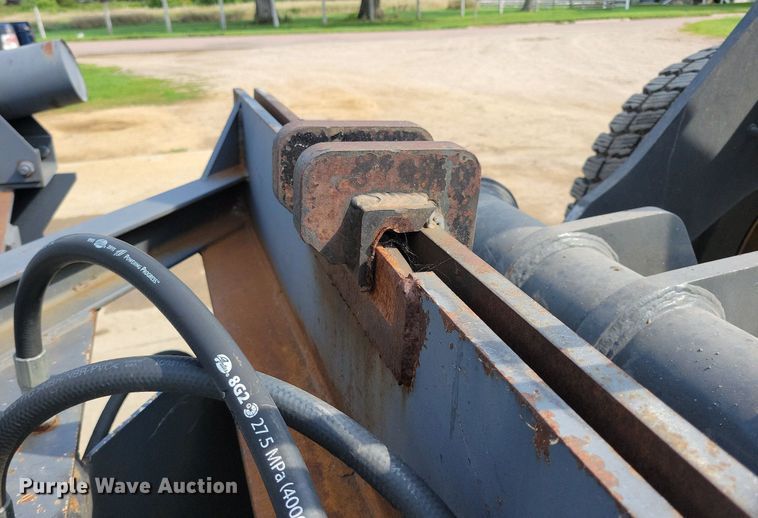 image for item DR4447 Henke snow plow