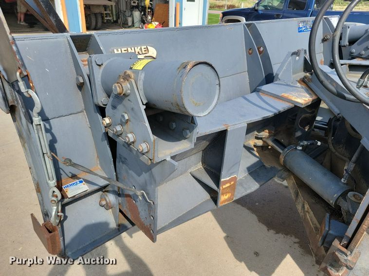 image for item DR4447 Henke snow plow