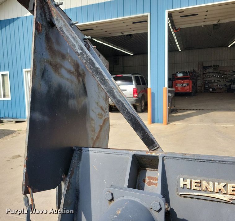 image for item DR4447 Henke snow plow