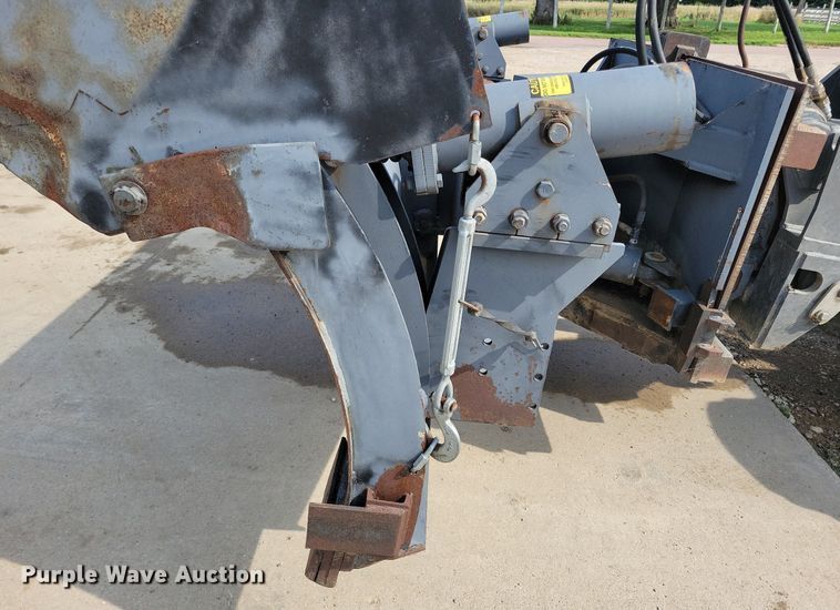 image for item DR4447 Henke snow plow