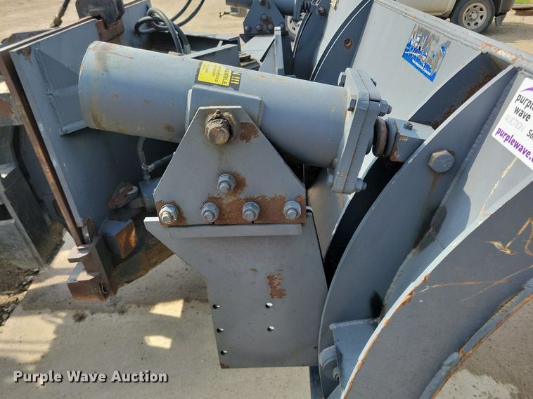 image for item DR4447 Henke snow plow