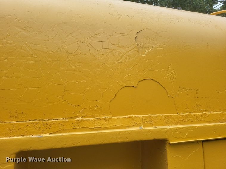 image for item DR4958 2000 Chevrolet C7500 tanker fire truck