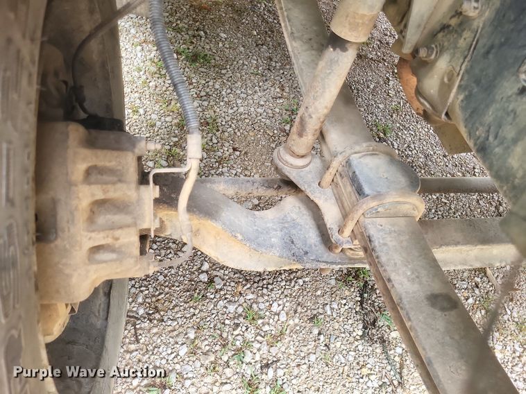 image for item DR4958 2000 Chevrolet C7500 tanker fire truck