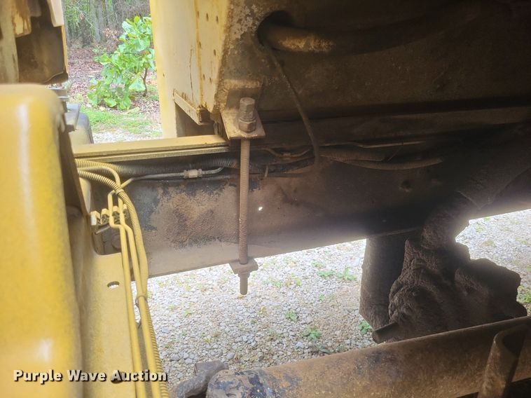 image for item DR4958 2000 Chevrolet C7500 tanker fire truck