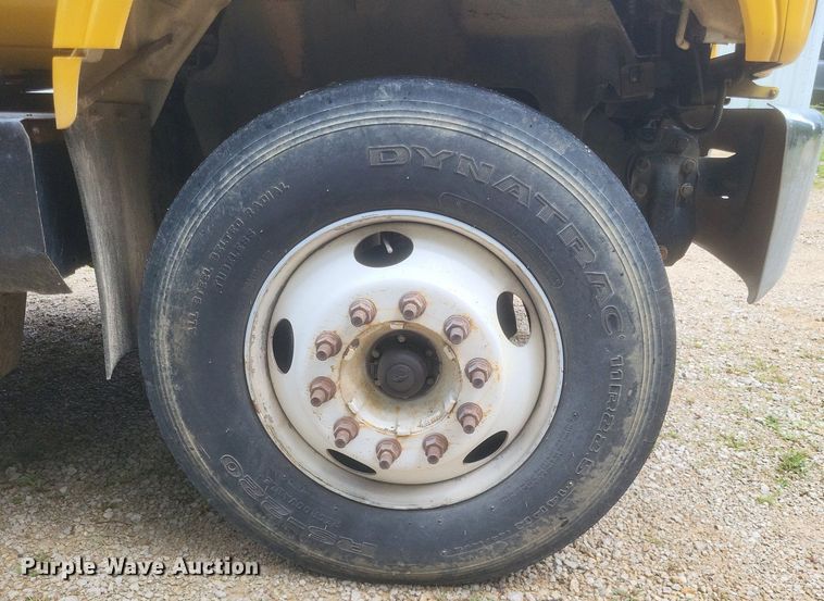 image for item DR4958 2000 Chevrolet C7500 tanker fire truck