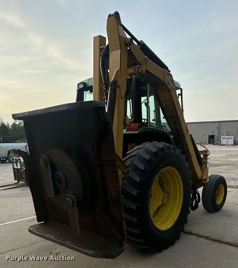 image for item DS4250 John Deere 6400 tractor