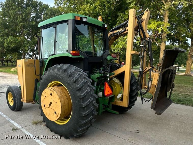 image for item DS4250 John Deere 6400 tractor