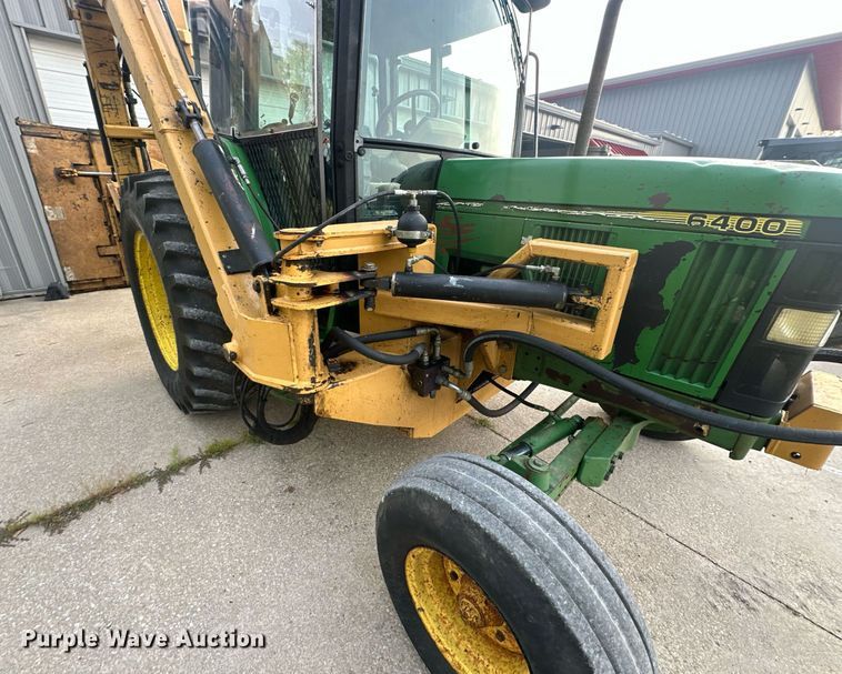 image for item DS4250 John Deere 6400 tractor