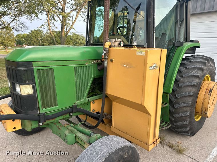 image for item DS4250 John Deere 6400 tractor