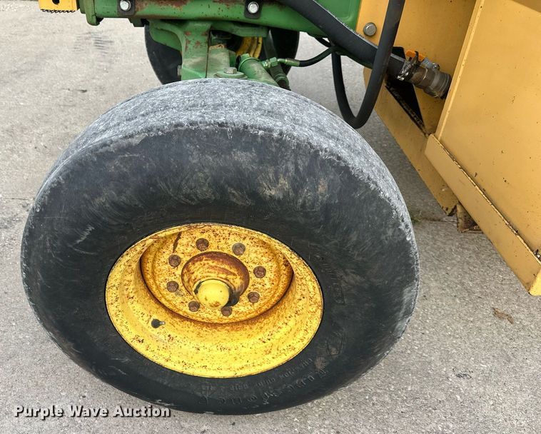 image for item DS4250 John Deere 6400 tractor