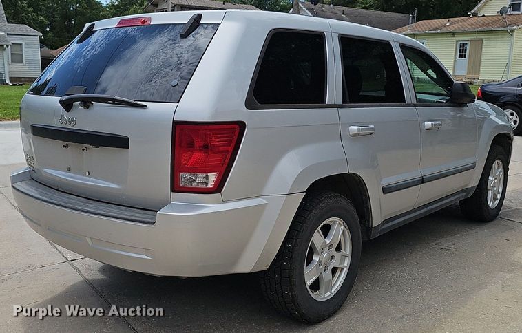 image for item DS4716 2007 Jeep Grand Cherokee Laredo SUV