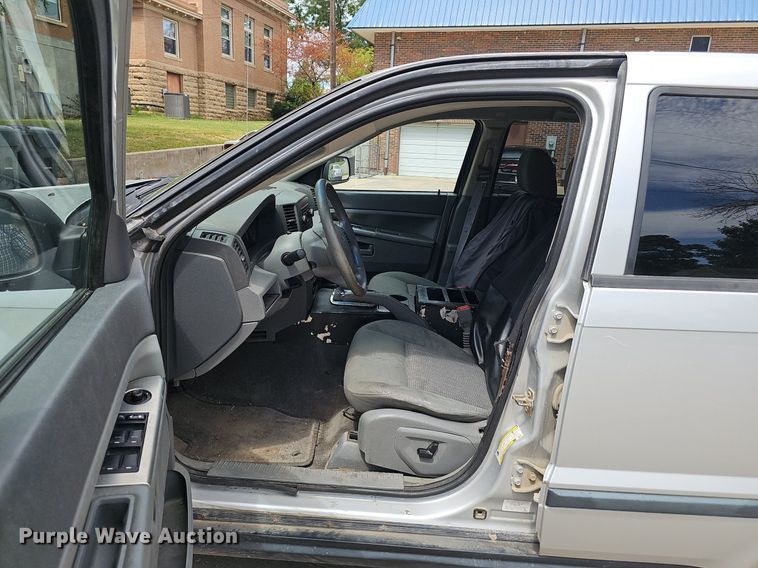 image for item DS4716 2007 Jeep Grand Cherokee Laredo SUV