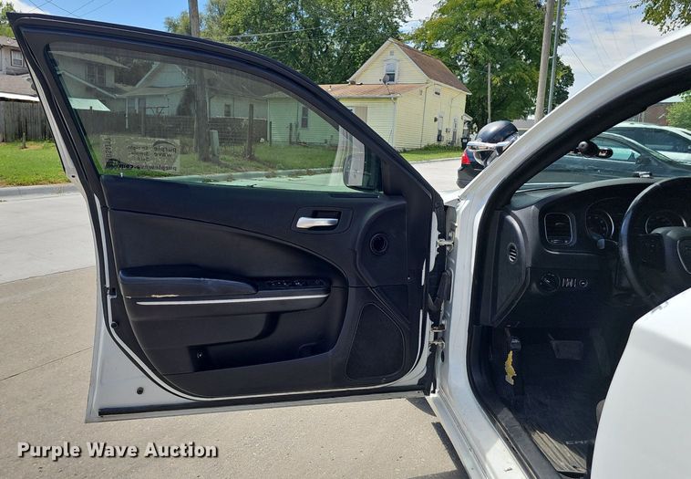 image for item DS4717 2016 Dodge Charger Police 