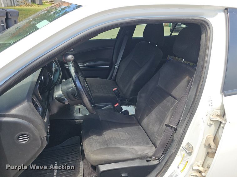 image for item DS4717 2016 Dodge Charger Police 