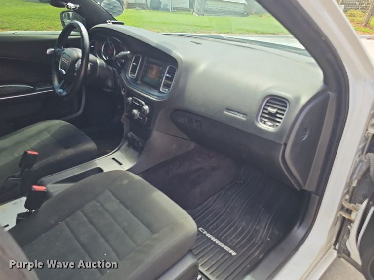 image for item DS4717 2016 Dodge Charger Police 