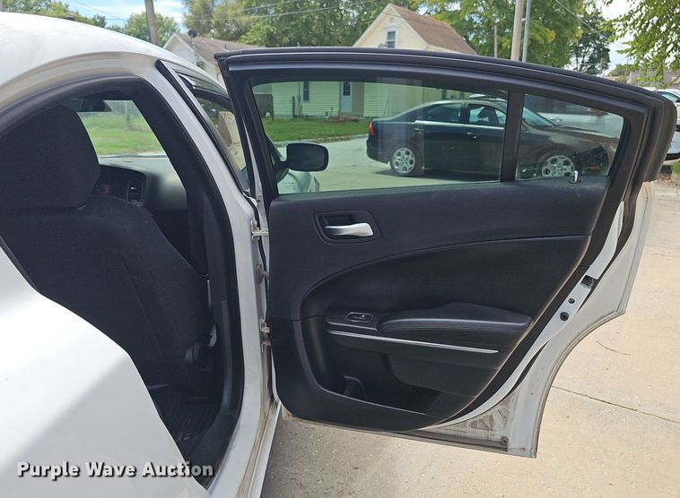 image for item DS4717 2016 Dodge Charger Police 