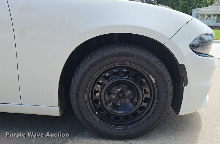 image for item DS4717 2016 Dodge Charger Police 