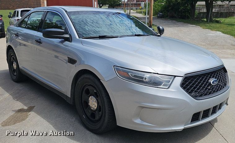 image for item DS4718 2016 Ford Taurus Police Interceptor 