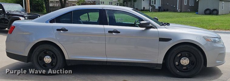 image for item DS4718 2016 Ford Taurus Police Interceptor 