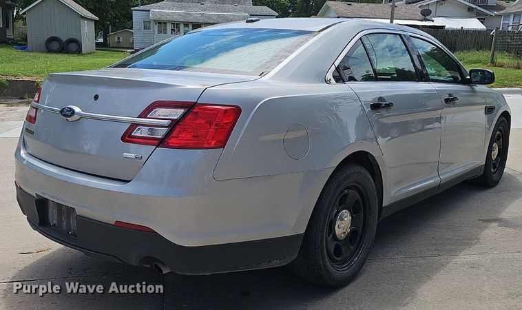 image for item DS4718 2016 Ford Taurus Police Interceptor 