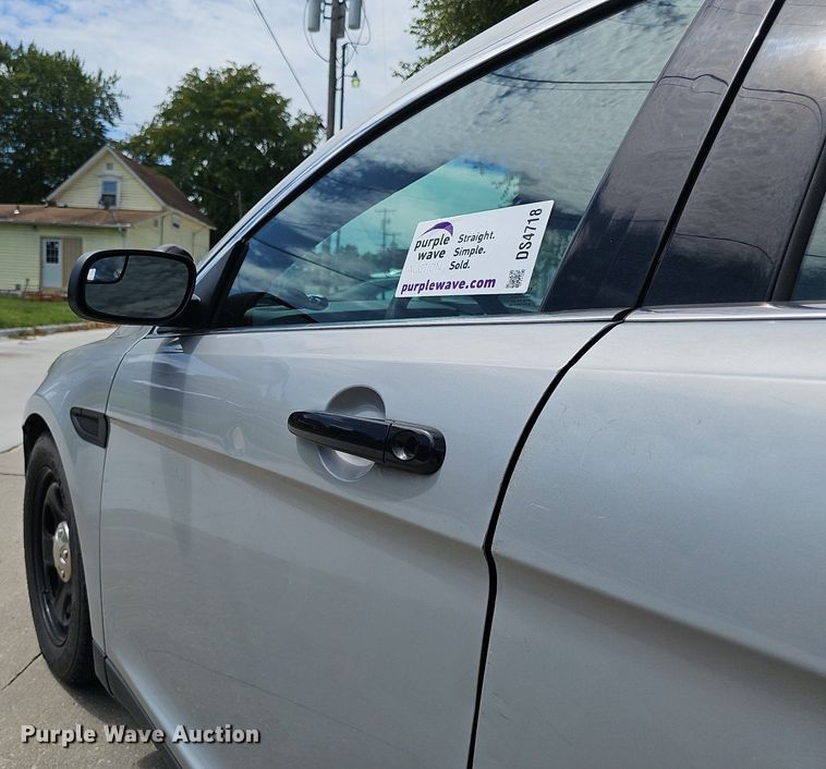 image for item DS4718 2016 Ford Taurus Police Interceptor 