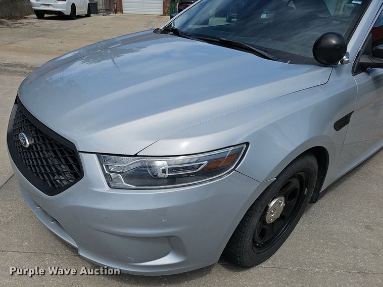 image for item DS4718 2016 Ford Taurus Police Interceptor 