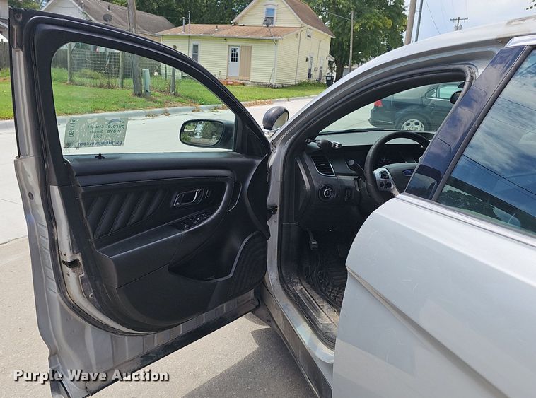 image for item DS4718 2016 Ford Taurus Police Interceptor 