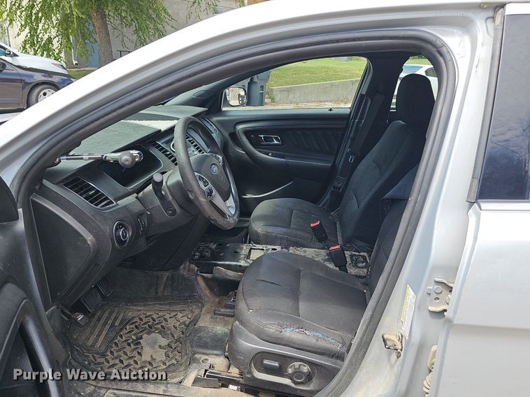 image for item DS4718 2016 Ford Taurus Police Interceptor 