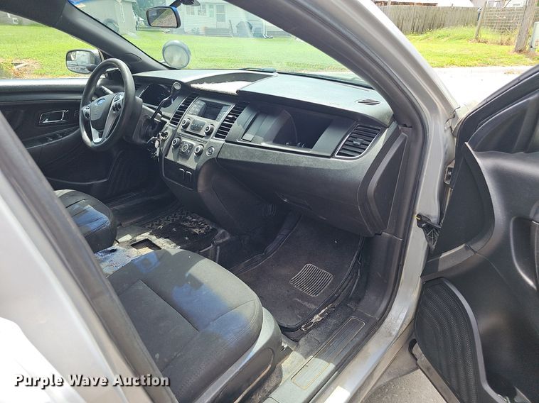 image for item DS4718 2016 Ford Taurus Police Interceptor 
