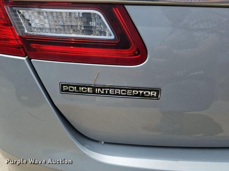 image for item DS4718 2016 Ford Taurus Police Interceptor 