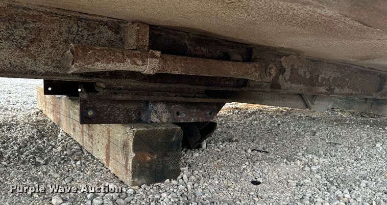 image for item DW2285 Henderson XD X 16X36 dump bed