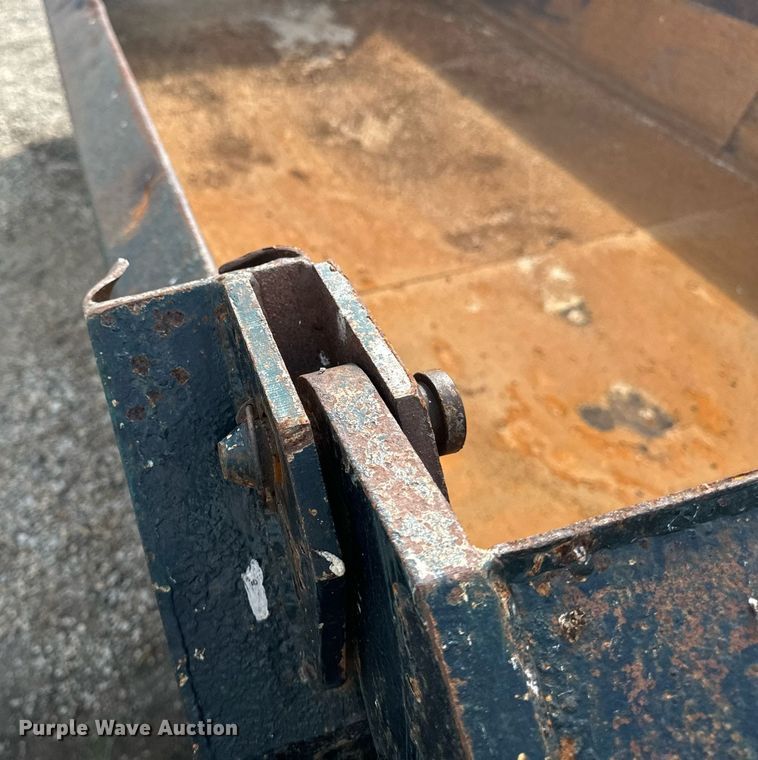 image for item DW2285 Henderson XD X 16X36 dump bed