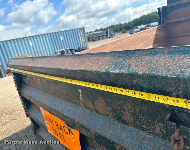 image for item DW2285 Henderson XD X 16X36 dump bed