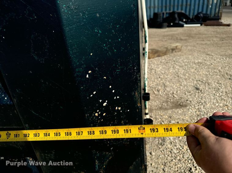 image for item DW2285 Henderson XD X 16X36 dump bed