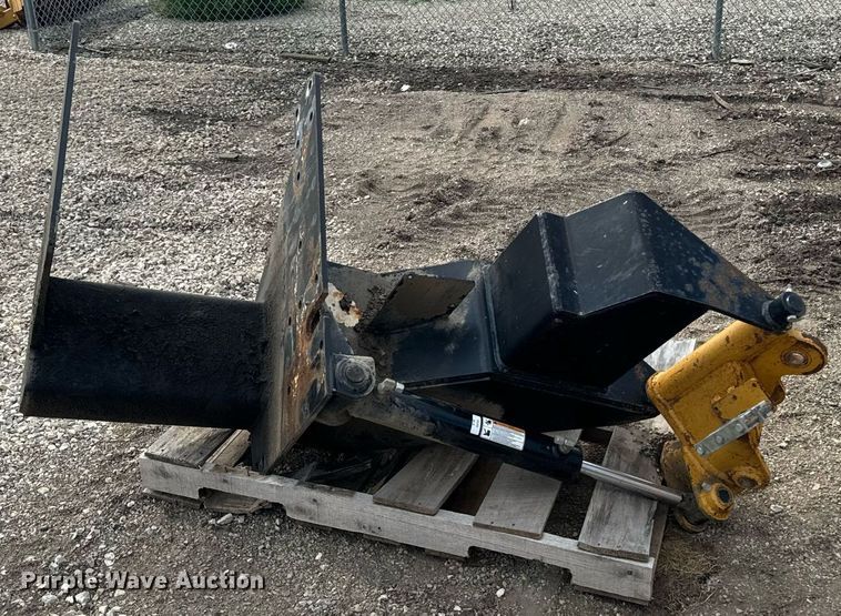 image for item DW2287 Tiger side boom rotary mower