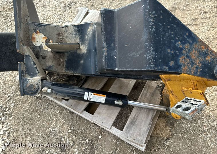 image for item DW2287 Tiger side boom rotary mower