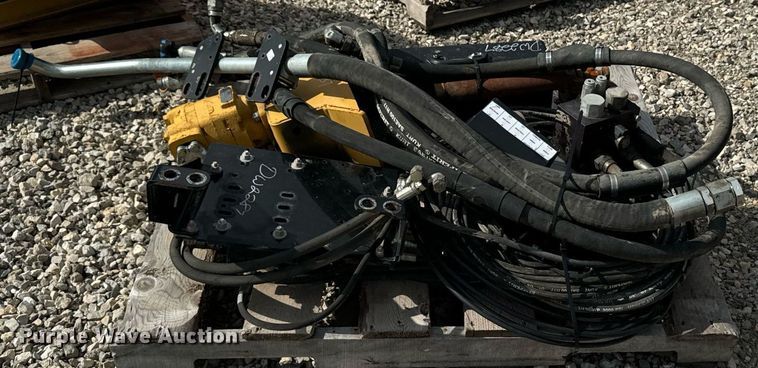 image for item DW2287 Tiger side boom rotary mower